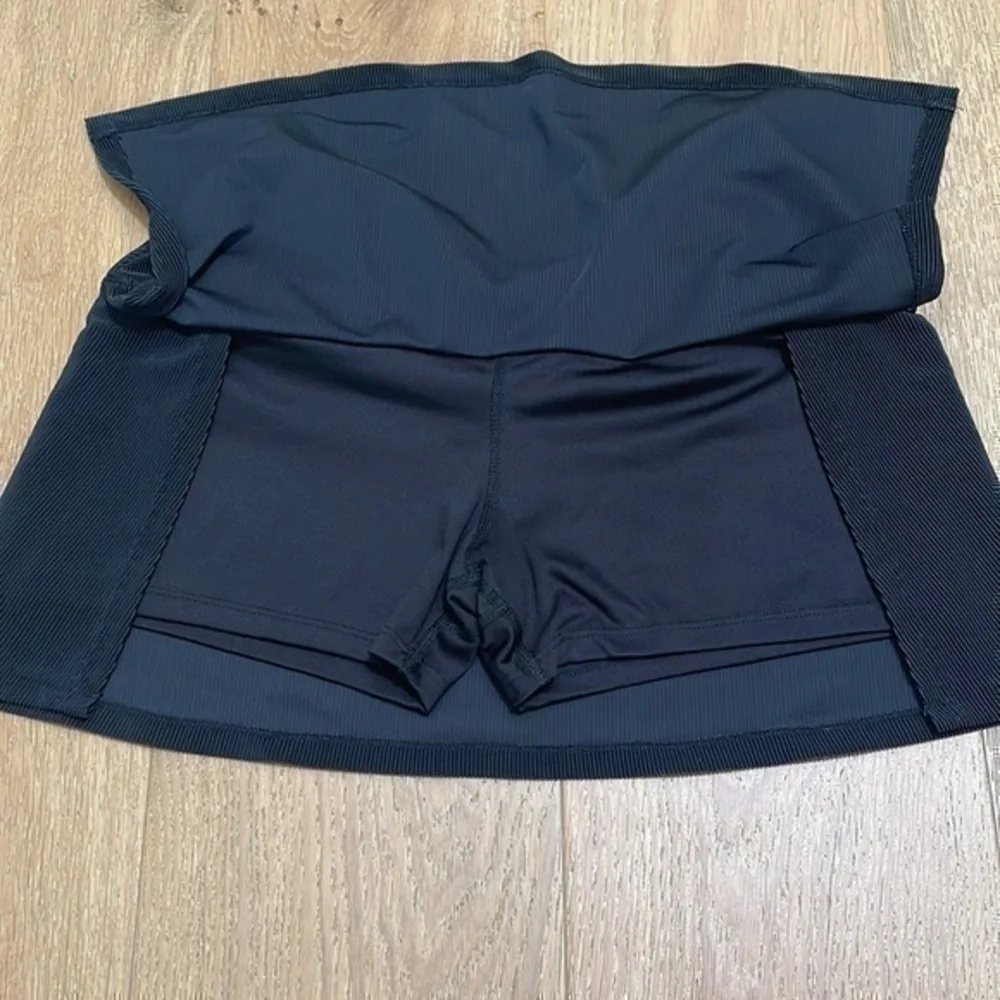 Black tennis/golf skirt